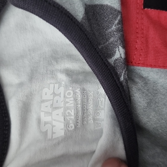 Rags to Raches Star Wars 6-12m top - Picture 2 of 4
